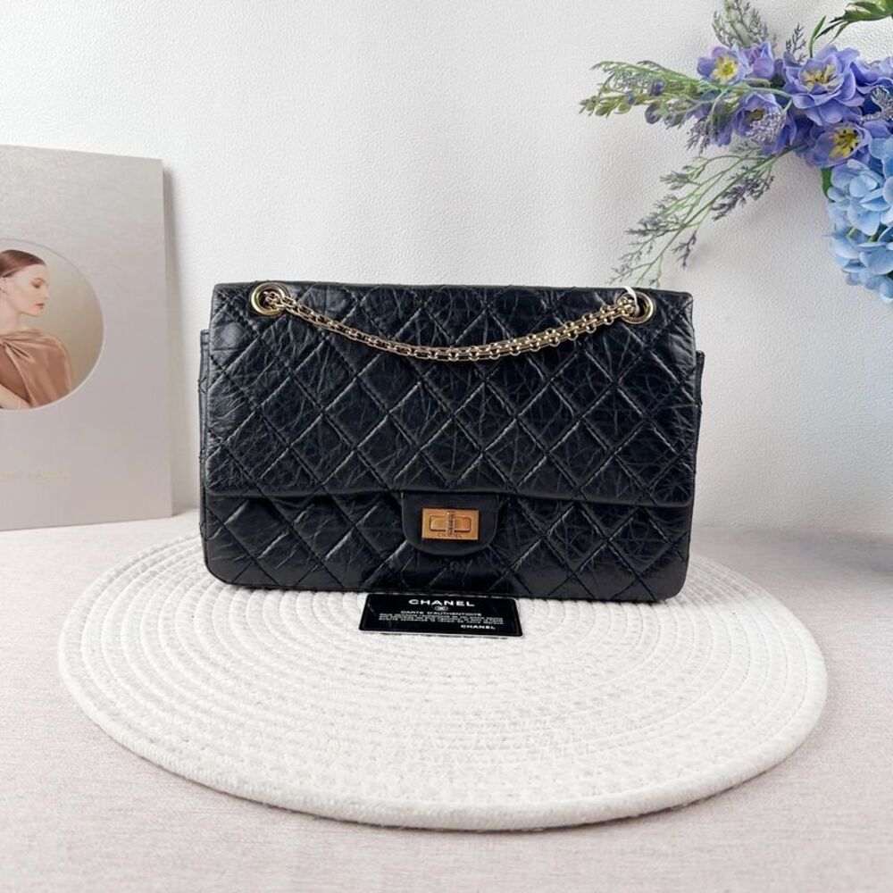 Chanel Women Pre-Loved Bag Very Good Condition